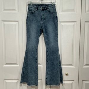 🖤 SHEIN Blue Denim Flare Leg Jeans - Small